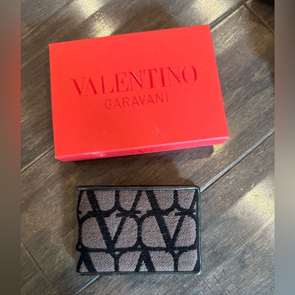 Brand new logo-jacquard bi-fold wallet